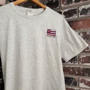 Vintage Hawaii Statehood 1959 Embroidered Flag Jerzees Gray Tshirt